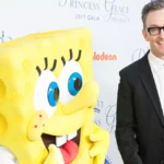 TOM KENNY: “SPONGEBOB È AUTISTICO” TOM KENNY: "SPONGEBOB È AUTISTICO"