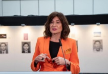 LUXURIA CONTRO DONALD TRUMP E LE ORDINANZE DI GENERE Vladimir Luxuria contro Trump e le ordinanze di genere